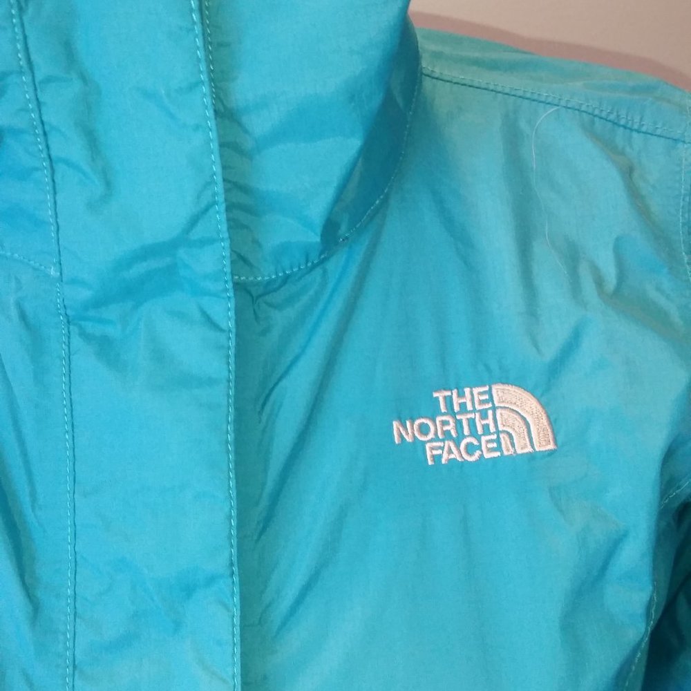 The North Face turquoise blue Hyvent Jacket - Picture 2 of 8